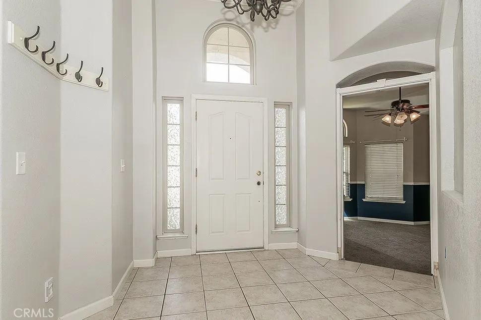 6589 E Michigan Fresno, CA 93727