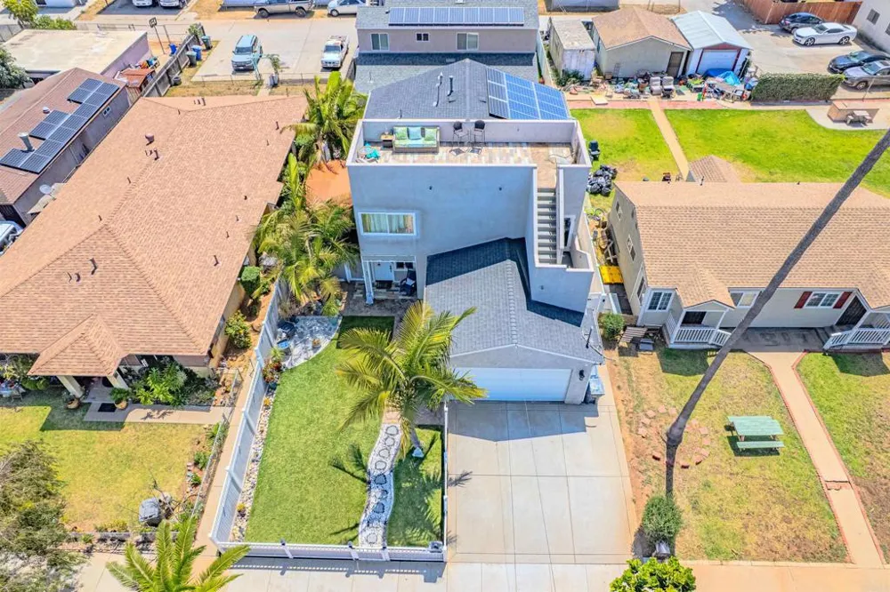 569 Delaware St Imperial Beach, CA 91932
