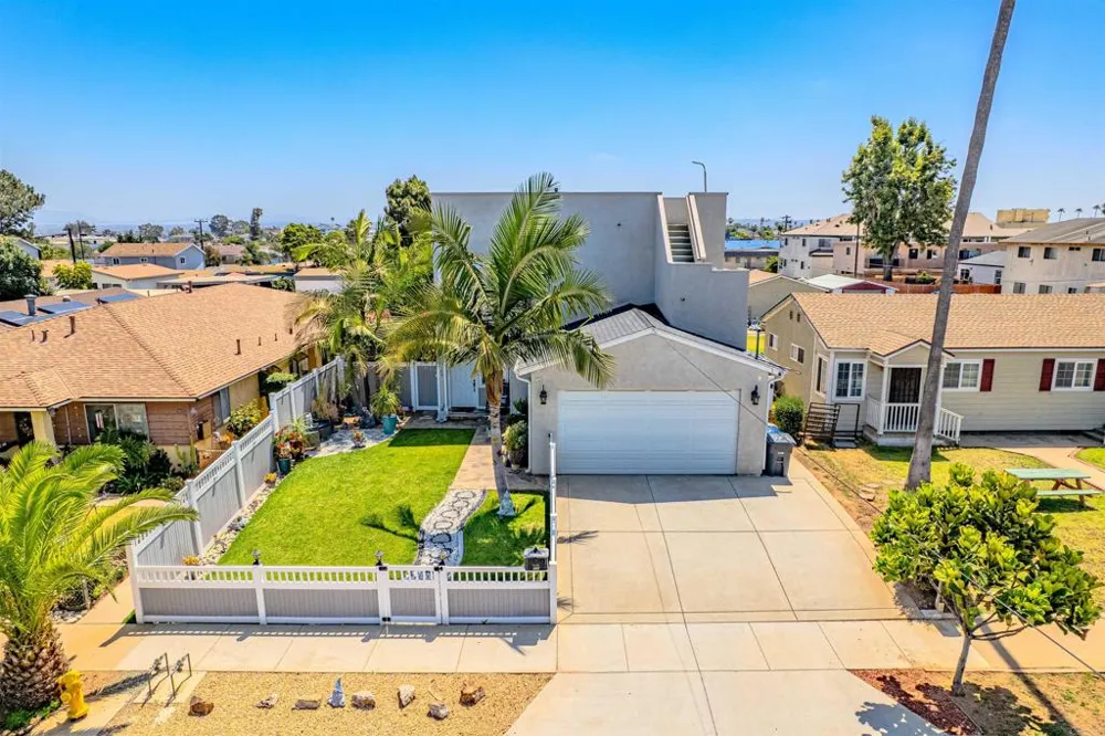 569 Delaware St Imperial Beach, CA 91932
