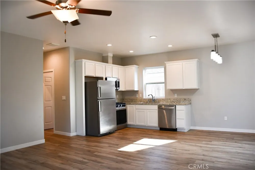 132 S Lime Orange, CA 92868