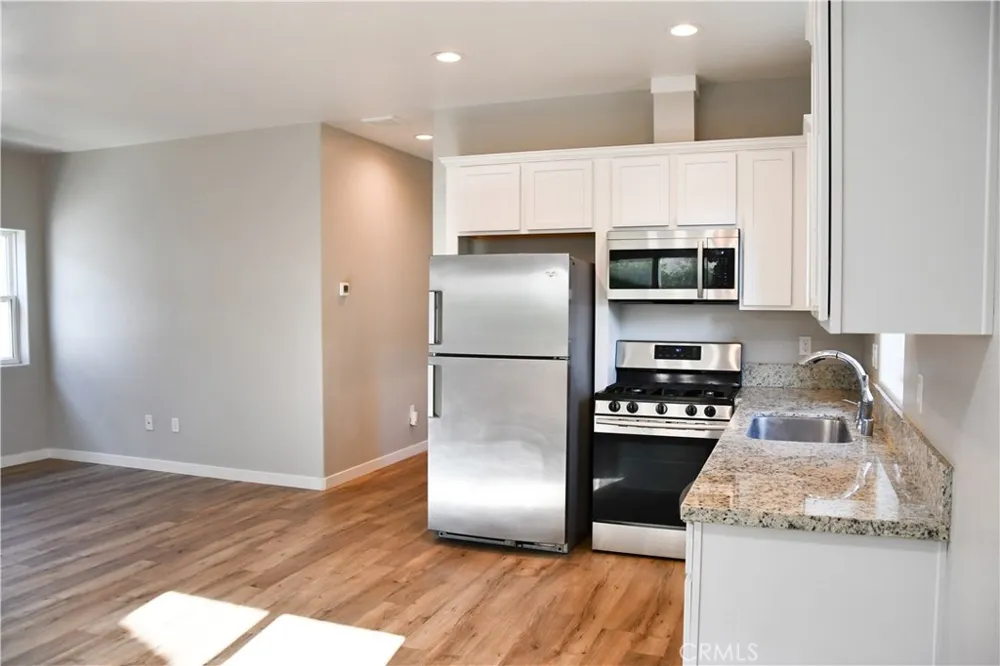 132 S Lime Orange, CA 92868