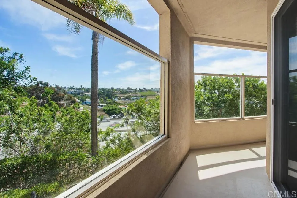 823 Kalpati Cir #201 Carlsbad, CA 92008