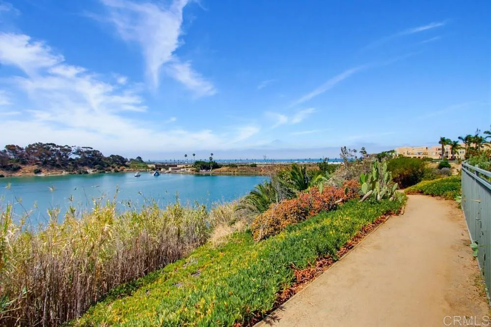 823 Kalpati Cir #201 Carlsbad, CA 92008