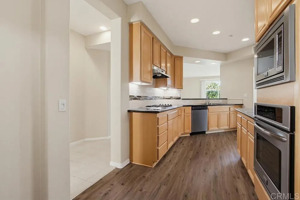 823 Kalpati Cir #201 Carlsbad, CA 92008