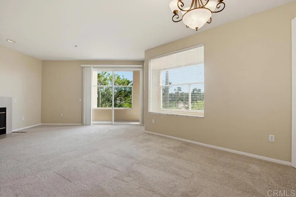 823 Kalpati Cir #201 Carlsbad, CA 92008