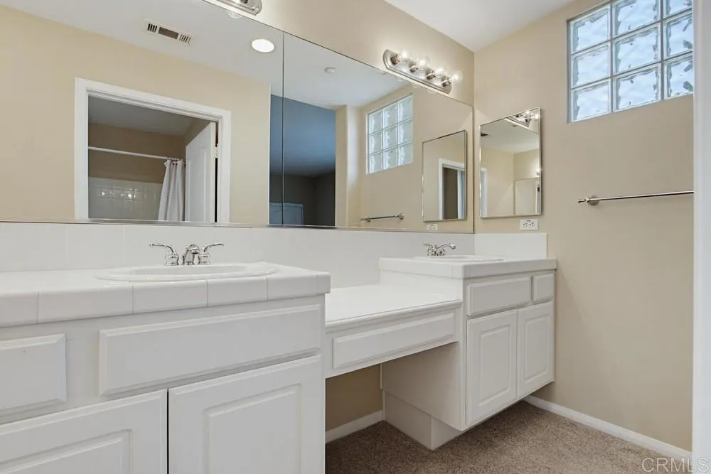 823 Kalpati Cir #201 Carlsbad, CA 92008