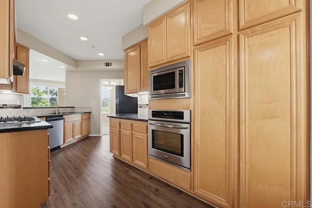 823 Kalpati Cir #201 Carlsbad, CA 92008