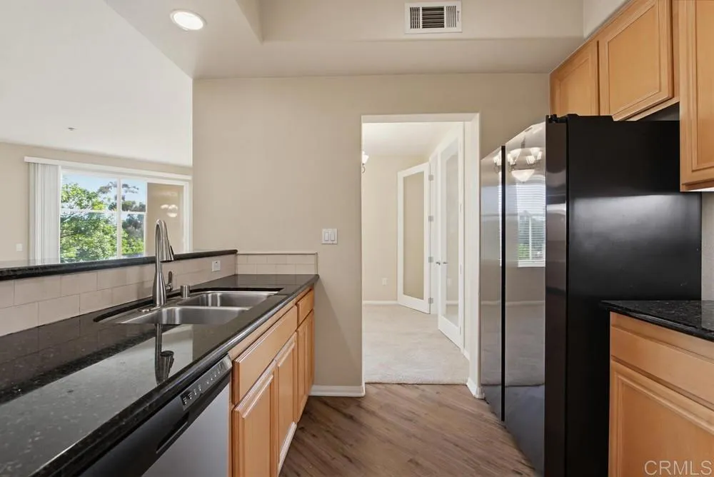 823 Kalpati Cir #201 Carlsbad, CA 92008