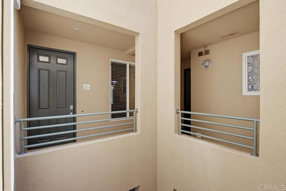823 Kalpati Cir #201 Carlsbad, CA 92008