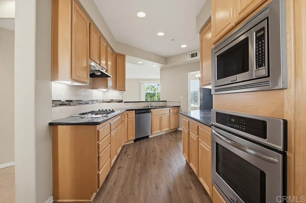 823 Kalpati Cir #201 Carlsbad, CA 92008