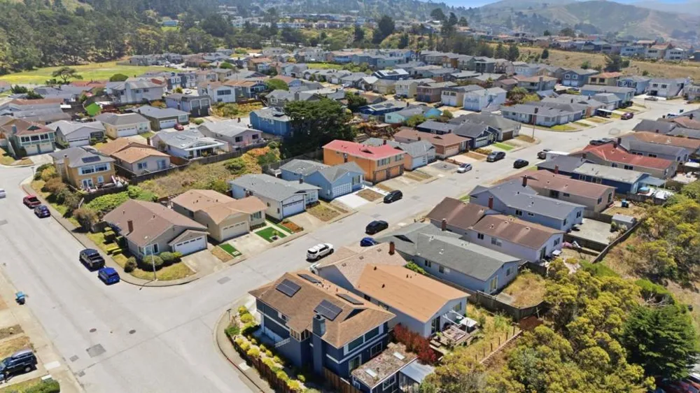 5017 Palmetto Avenue #62 Pacifica, CA 94044