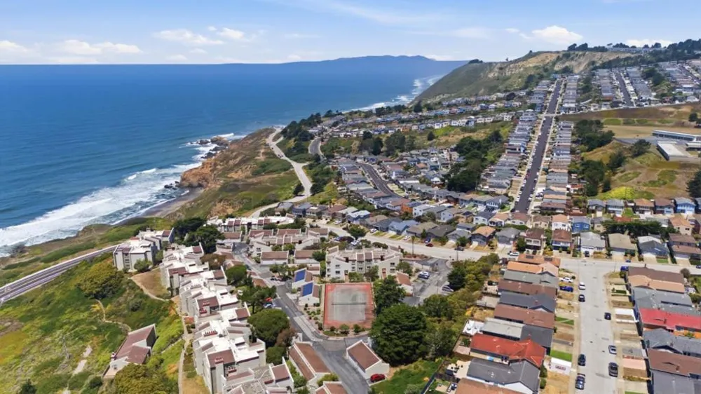 5017 Palmetto Avenue #62 Pacifica, CA 94044
