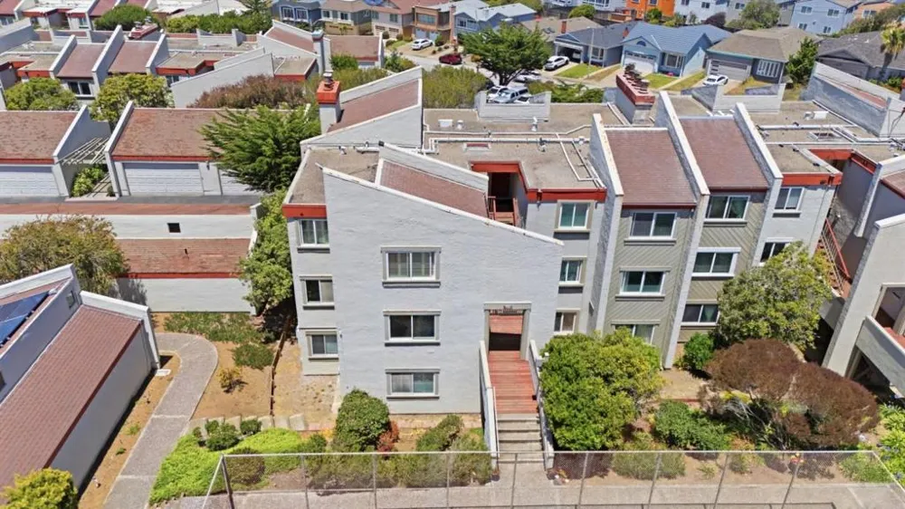 5017 Palmetto Avenue #62 Pacifica, CA 94044