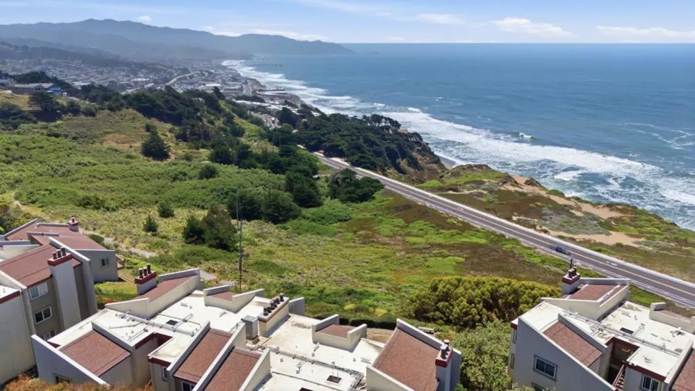 5017 Palmetto Avenue #62 Pacifica, CA 94044