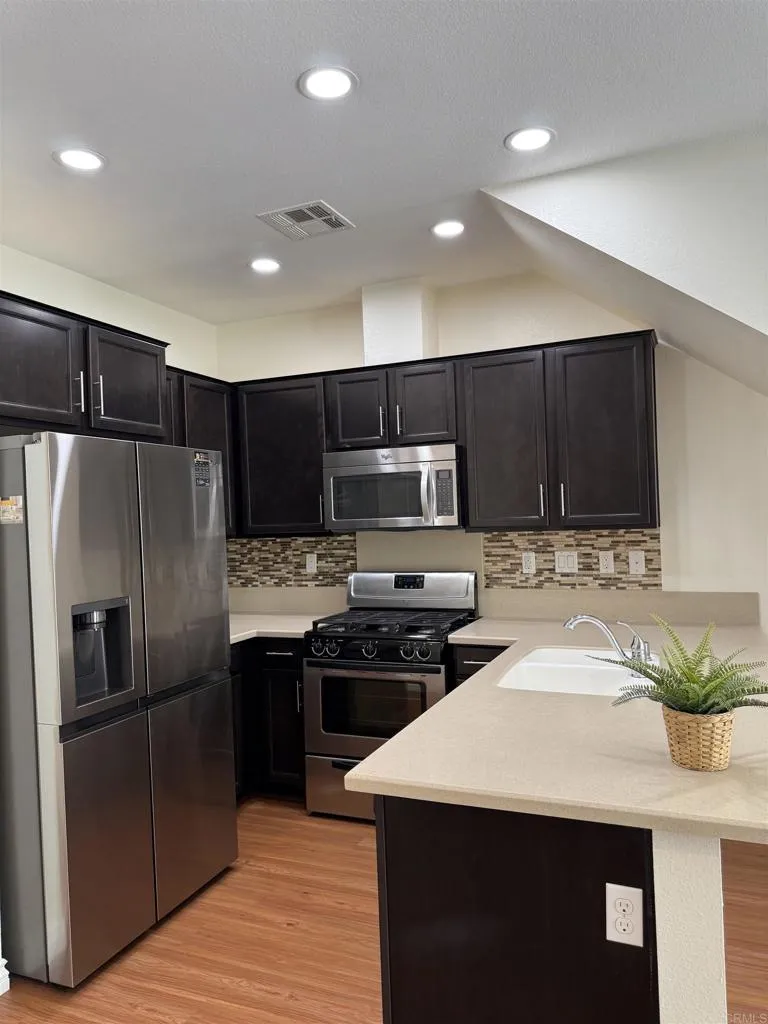 1381 Caminito Veranza Chula Vista, CA 91915