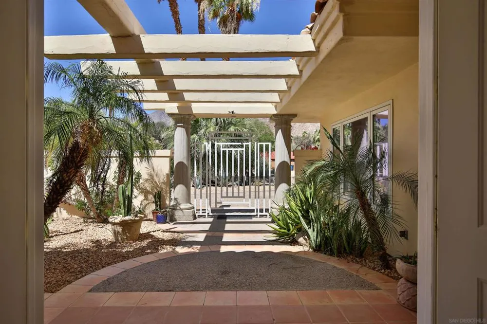 1605 Lazy S Dr Borrego Springs, CA 92004