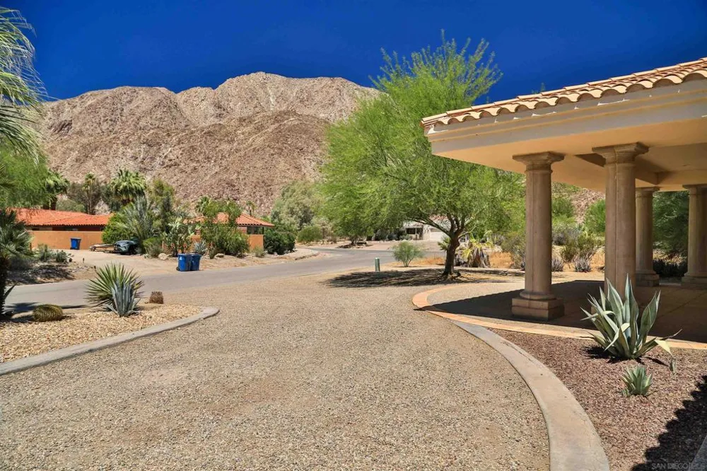 1605 Lazy S Dr Borrego Springs, CA 92004
