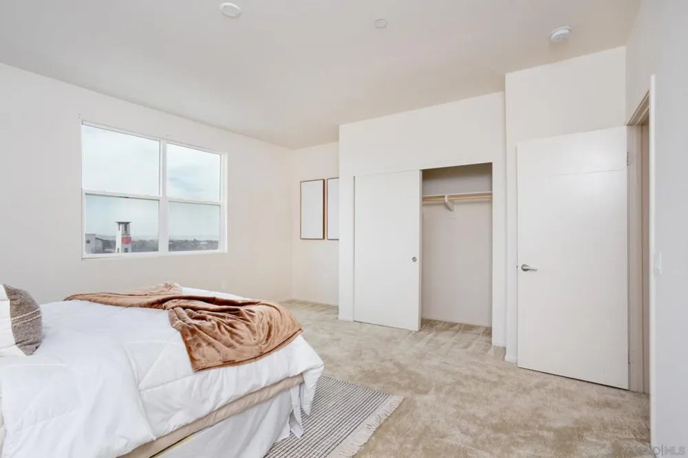 2024 Luzon Lane #5 Chula Vista, CA 91915
