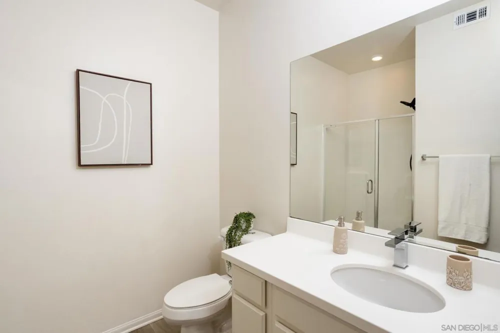 2024 Luzon Lane #5 Chula Vista, CA 91915