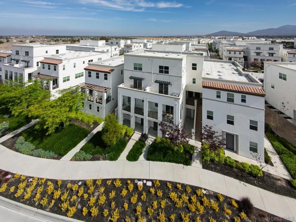 2024 Luzon Lane #5 Chula Vista, CA 91915