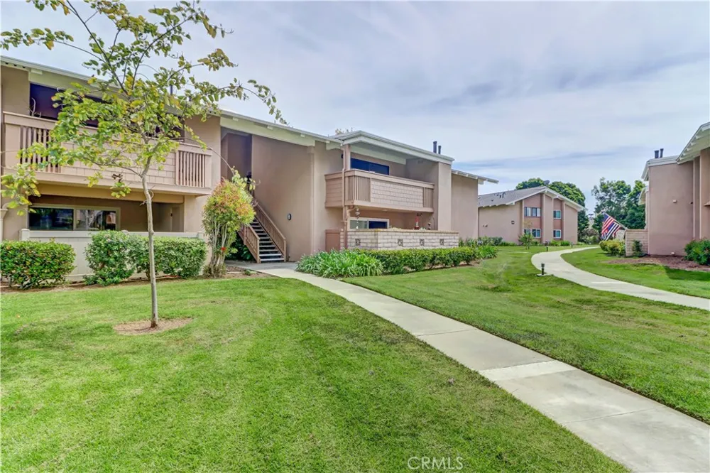 8877 Lauderdale Court #210-G Huntington Beach, CA 92646