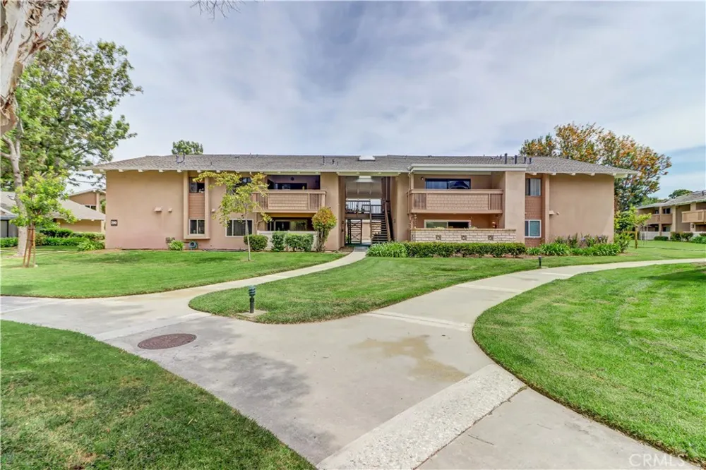 8877 Lauderdale Court #210-G Huntington Beach, CA 92646