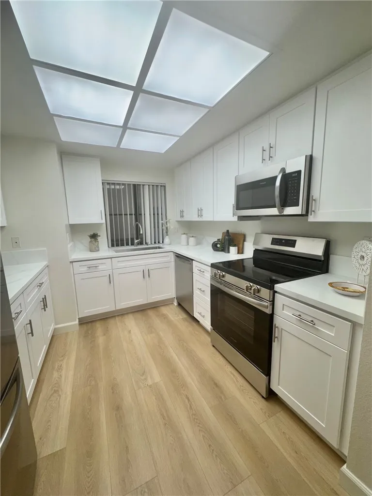 8877 Lauderdale Court #210-G Huntington Beach, CA 92646