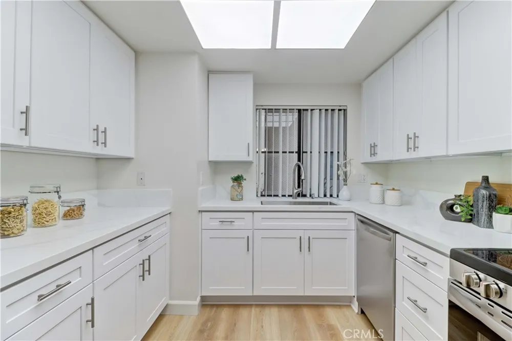 8877 Lauderdale Court #210-G Huntington Beach, CA 92646