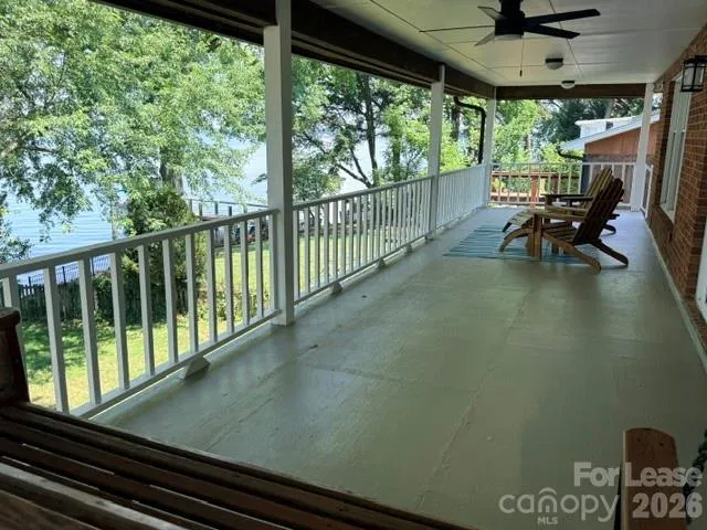 21107 Island Forest Drive Cornelius, NC 28031