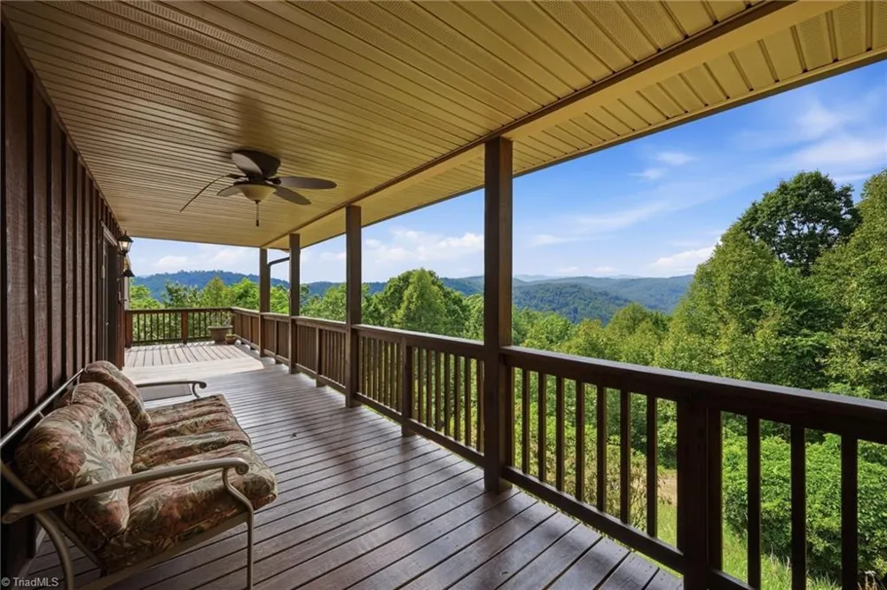 605 Valley View Drive Purlear, NC 28665