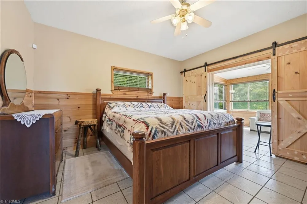 605 Valley View Drive Purlear, NC 28665