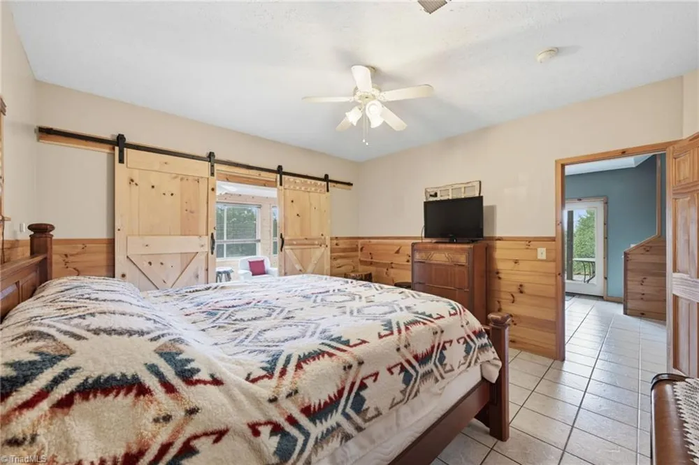 605 Valley View Drive Purlear, NC 28665