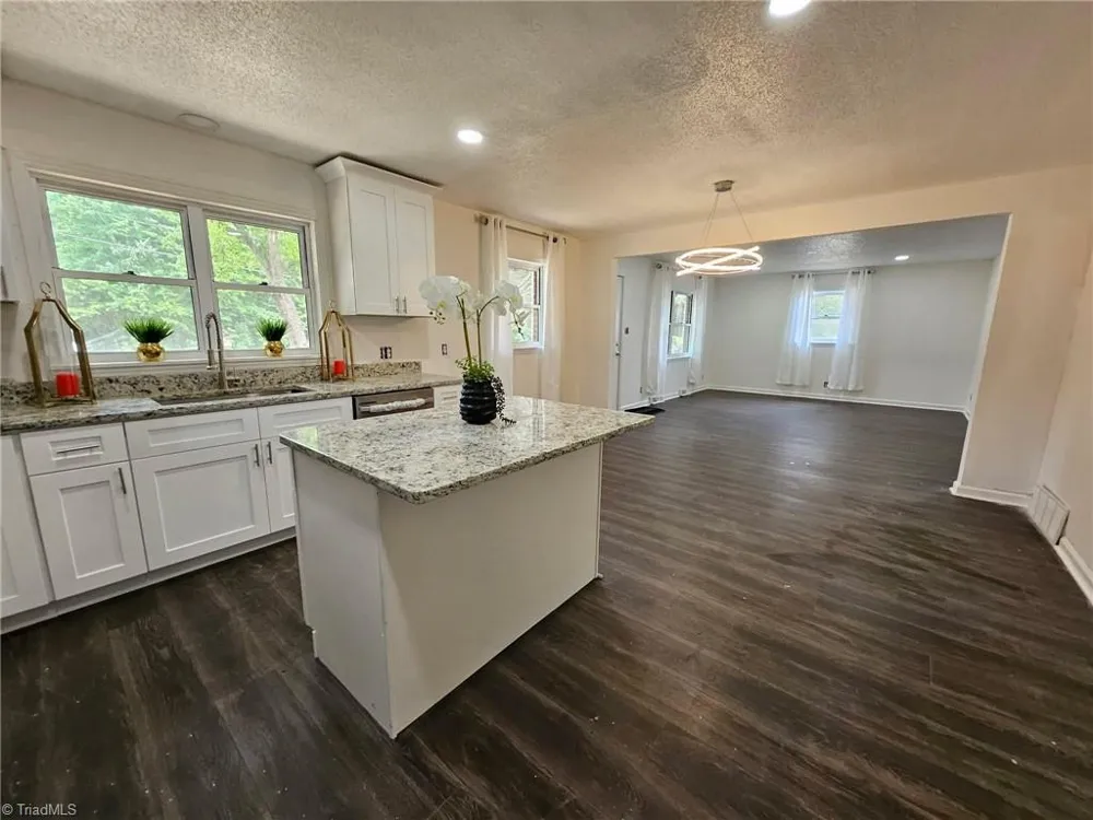 3298 E NC Highway 89 E Walnut Cove, NC 27052