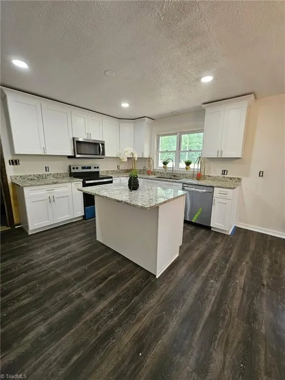 3298 E NC Highway 89 E Walnut Cove, NC 27052