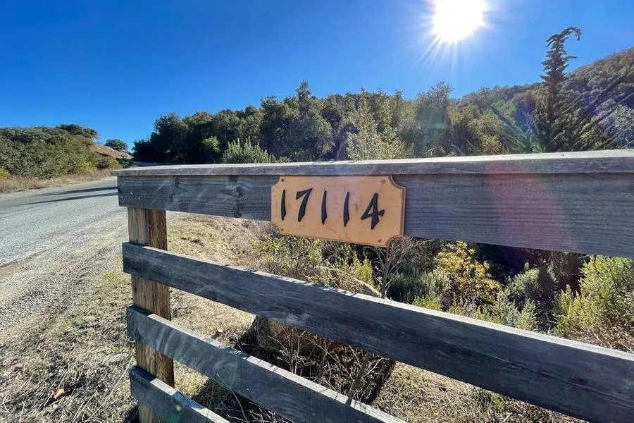 17114 Cachagua Road Carmel Valley, CA 93924