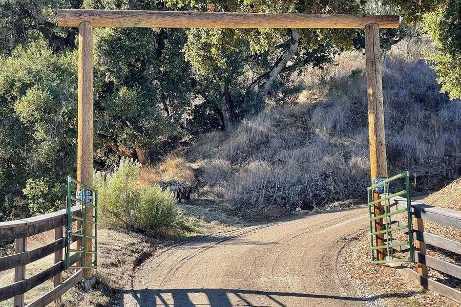 17114 Cachagua Road Carmel Valley, CA 93924