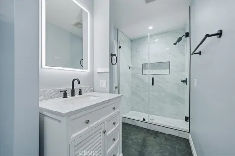 324 E Plymouth Street #21