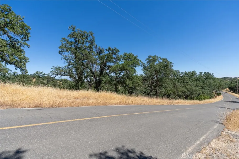 16398 Lariat Corning, CA 96021