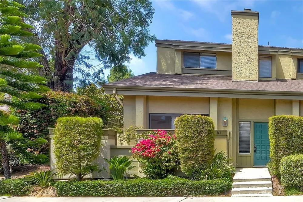 3304 Caminito Eastbluff #143 La Jolla, CA 92037