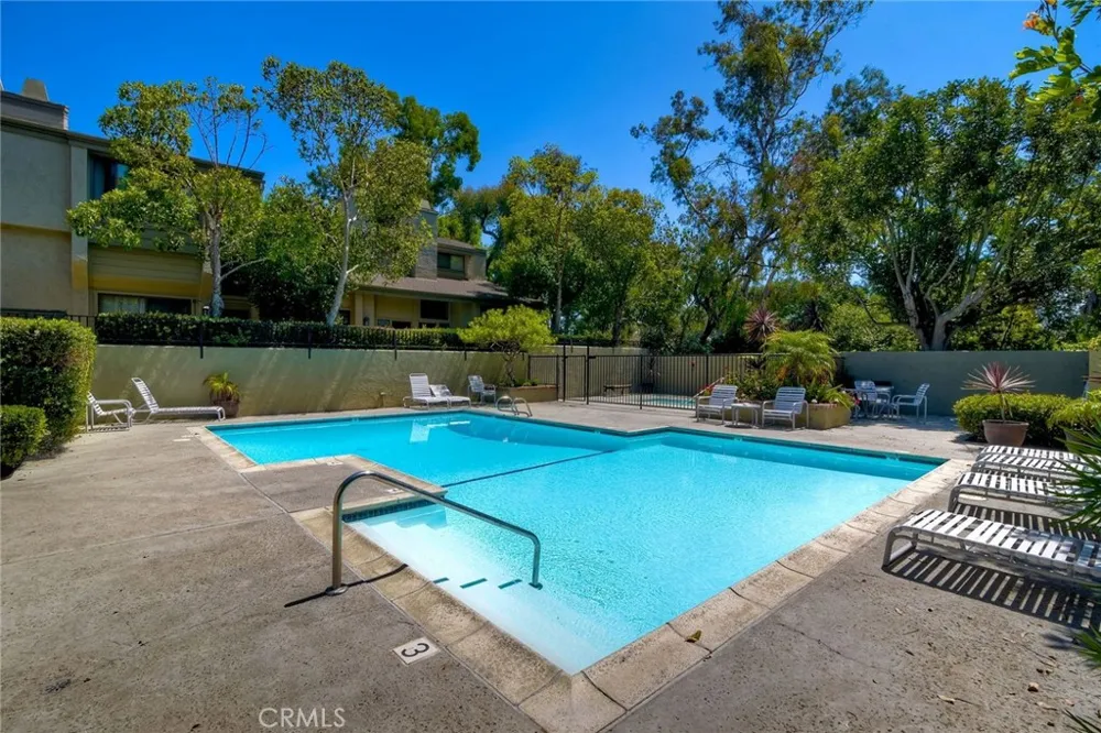 3304 Caminito Eastbluff #143 La Jolla, CA 92037