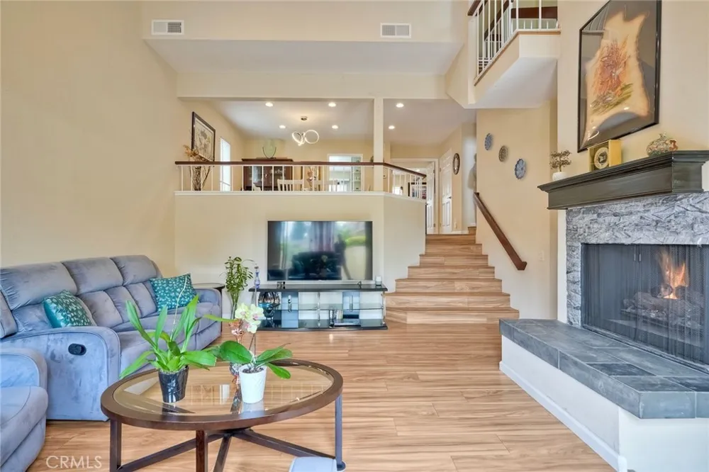 3304 Caminito Eastbluff #143 La Jolla, CA 92037