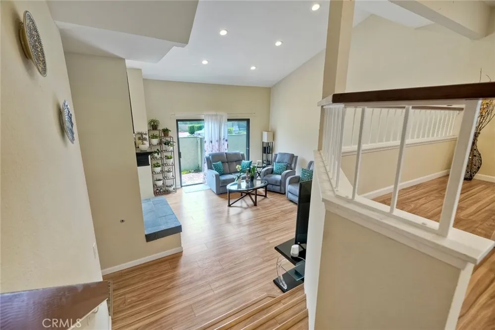 3304 Caminito Eastbluff #143 La Jolla, CA 92037