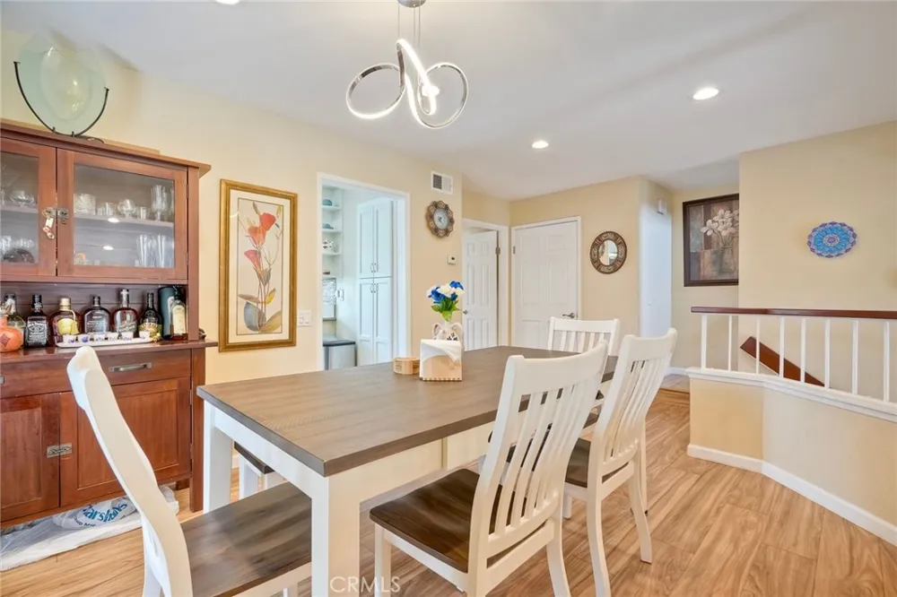 3304 Caminito Eastbluff #143 La Jolla, CA 92037