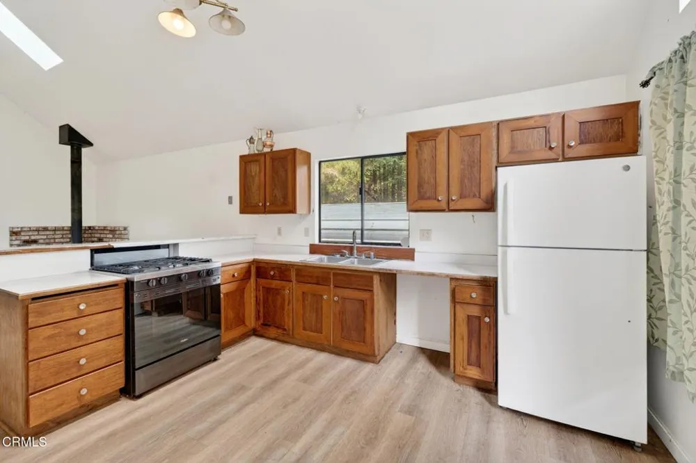 27421 Albion Ridge Road Albion, CA 95410
