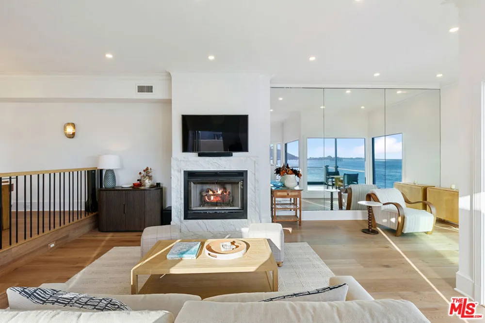 22630 Pacific Coast Highway #1 Malibu, CA 90265