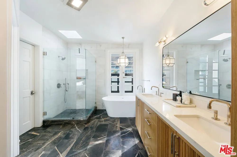 22630 Pacific Coast Highway #1 Malibu, CA 90265