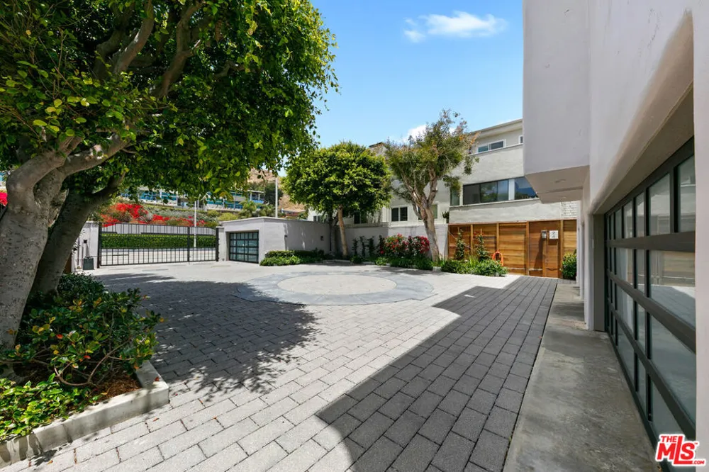 22630 Pacific Coast Highway #1 Malibu, CA 90265