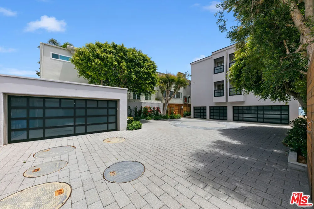 22630 Pacific Coast Highway #1 Malibu, CA 90265