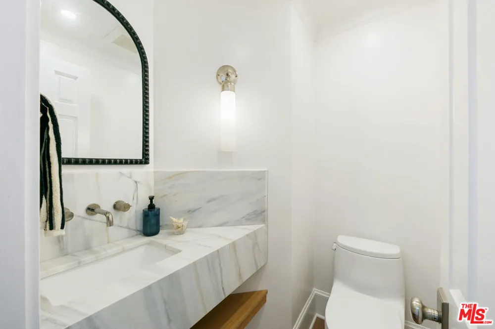 22630 Pacific Coast Highway #1 Malibu, CA 90265