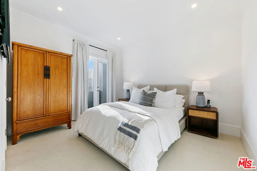 22630 Pacific Coast Highway #1 Malibu, CA 90265